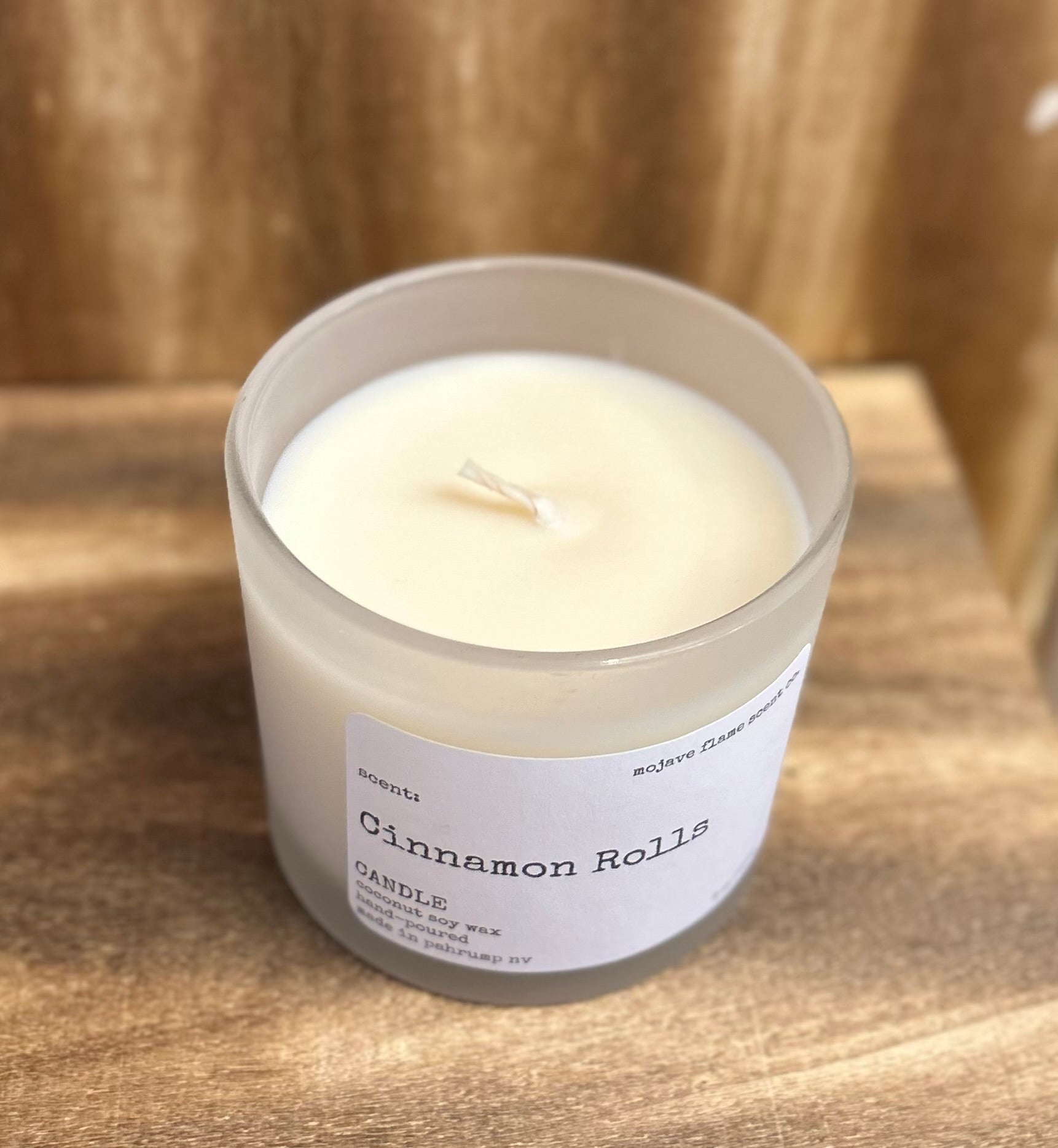 Cinnamon Rolls Candle 8oz